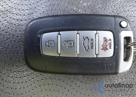 2013 Hyundai Elantra Limited z USA, uszkodzony, nr VIN 5NPDH4AE9DH304562